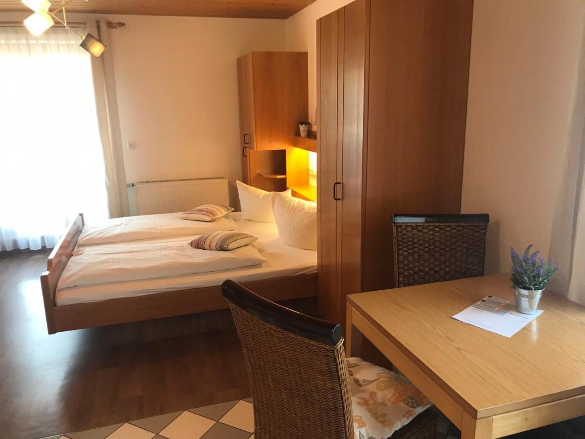 Self-Check-In Ferienwohnungen & Apartments Am Bergsee Triberg im Schwarzwald Bagian luar foto